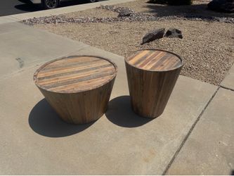 Round rustic coffee tables and pottery