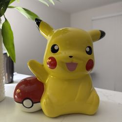 Large Pikachu Coin Bank Pokémon Figure 24cm Nintendo