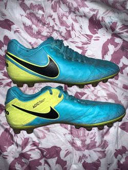 Nike Tiempo