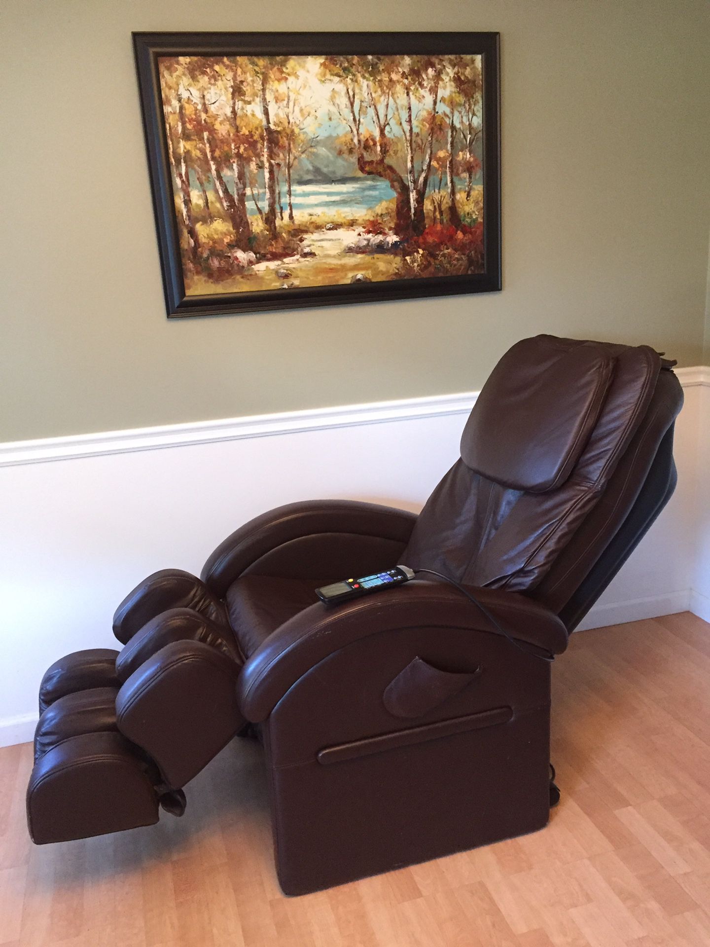 RESTECK Massager for neck and back with heat shiatsu for Sale in Walnut, CA  - OfferUp