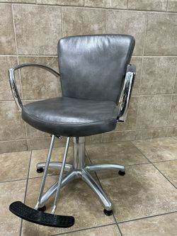 Styling Chairs (Salon Ambience)