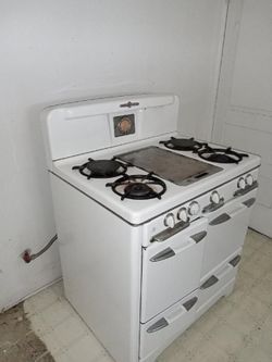 1950's Antique O'Keefe &Merritt stove