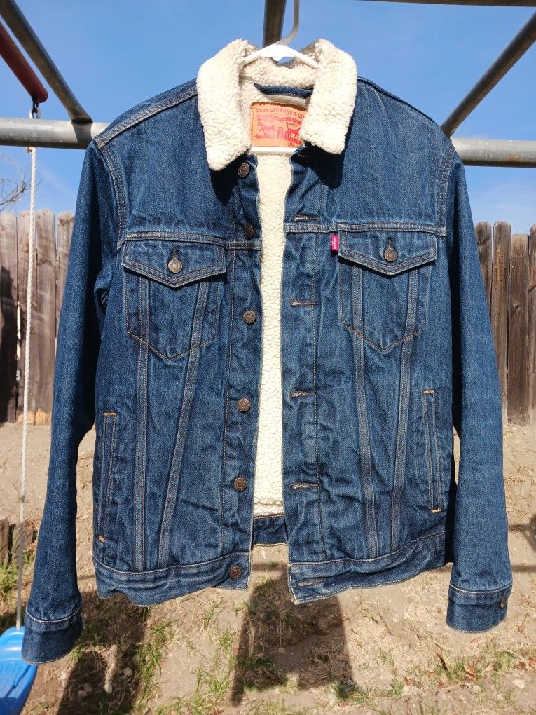 Womens Levi Sherpa Jean Jacket - medium