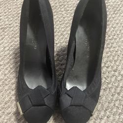 Stunning Black Heels 