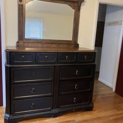 8 Cedar  Dresser With  Small Night Dresser