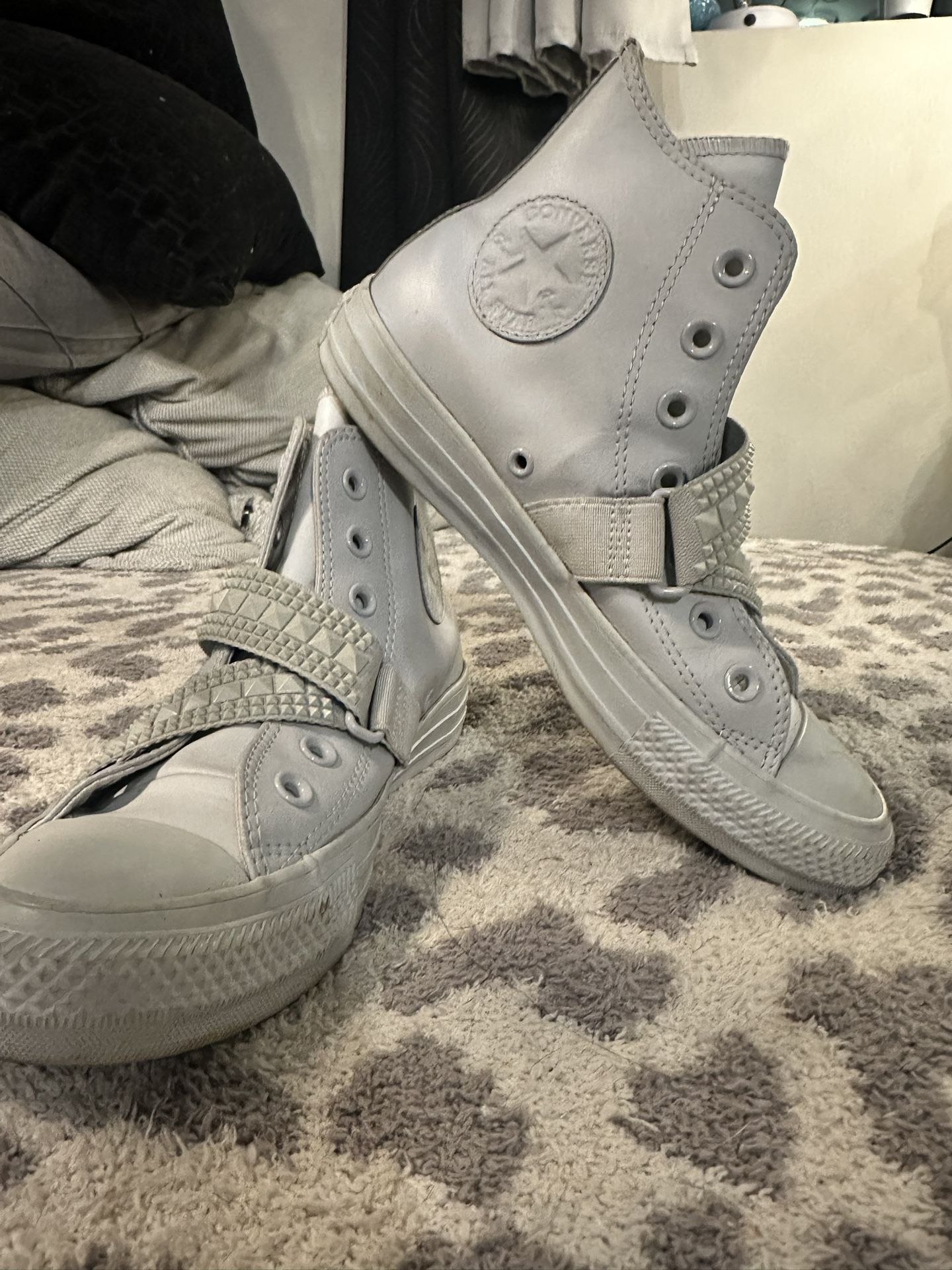 Very Light Grey Studded Strap Converse. Rare 