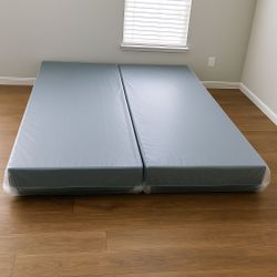 Brand New King Size Box Spring – Factory Direct! Also available in Twin, Full, Queen & California King. Ask about our Same-Day Delivery