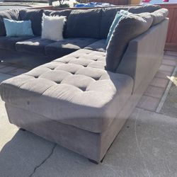 Gray Tufted Sectional Sofa