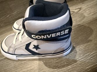 Boys Shoes Size 7