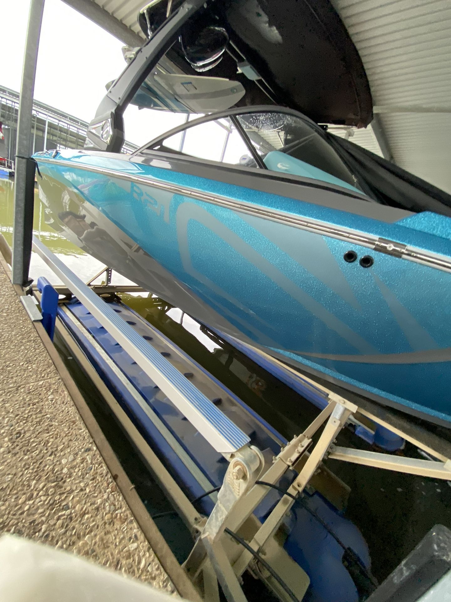 2018 Tige R21