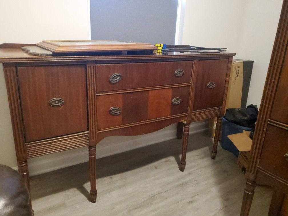 Free Wood Dresser Antique