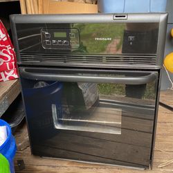 Frigidaire Electric Oven $35 Or Best Offer