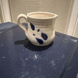 Vintage Quaint Floral Blue Creamer,3”x4”