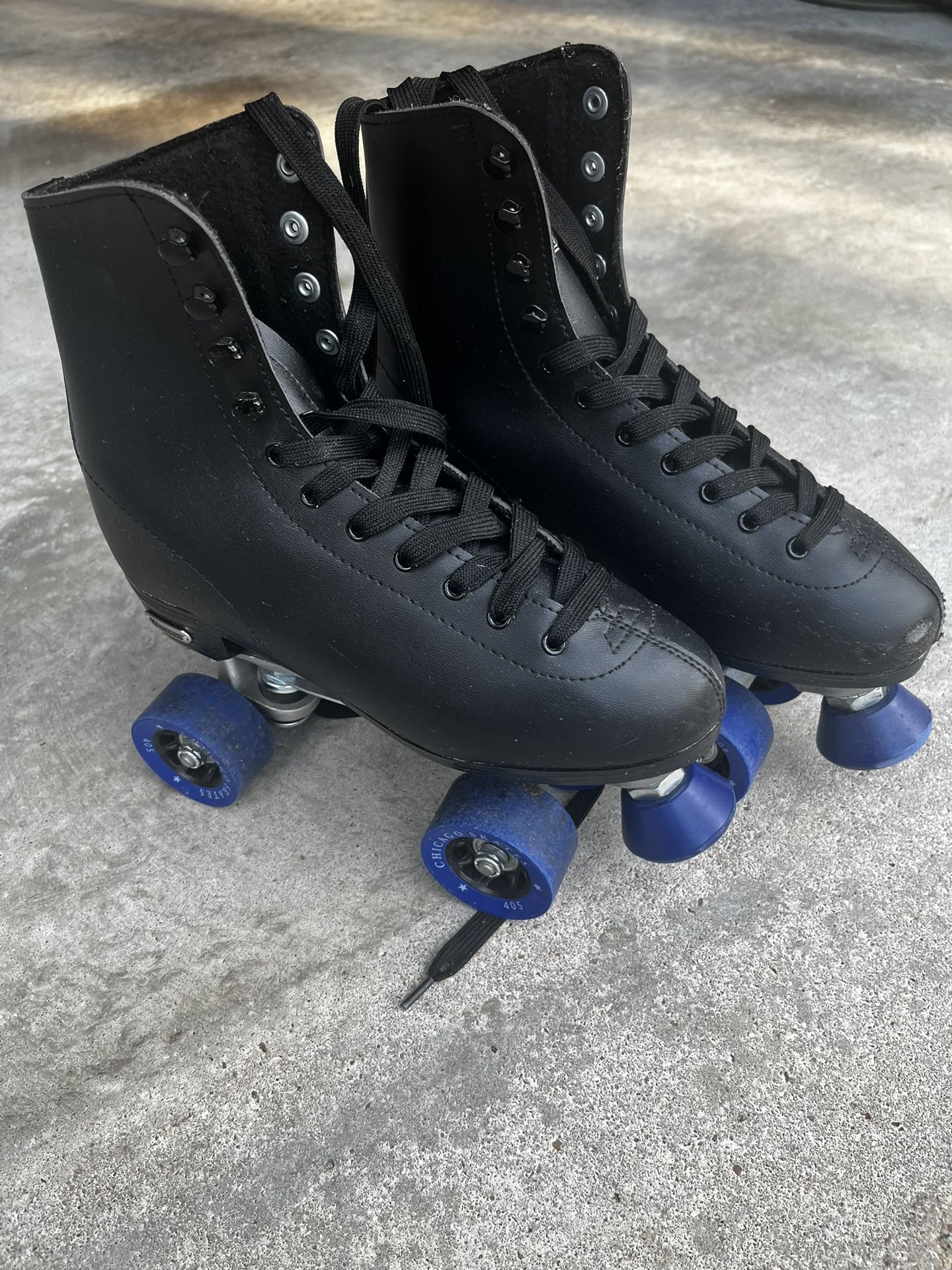 Roll Skating Shoes