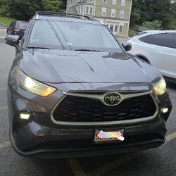 Toyota Highlander 2021