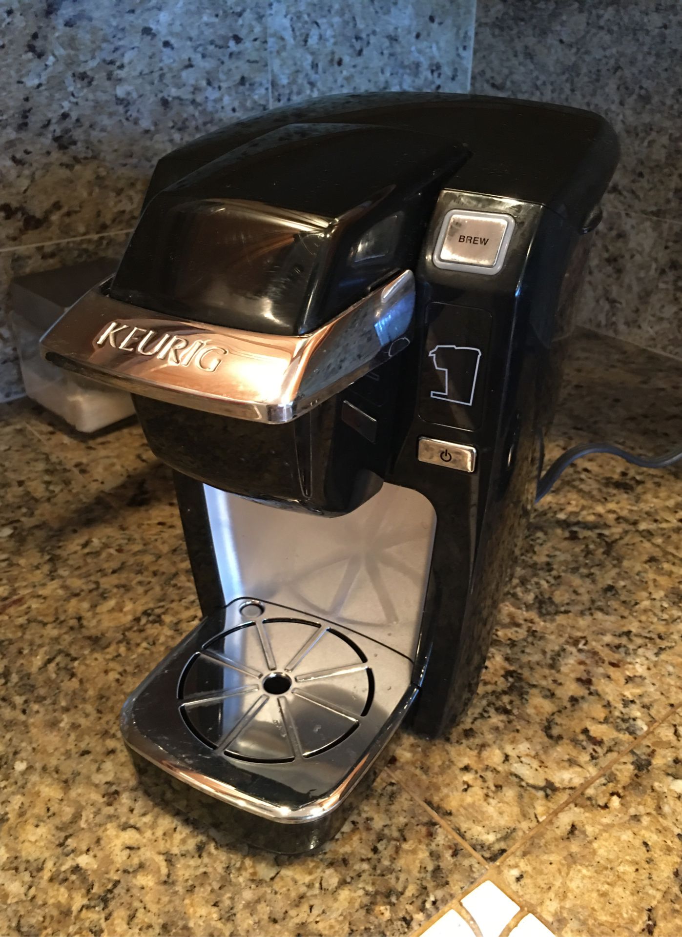 Keurig coffee maker. WORKS! $15!
