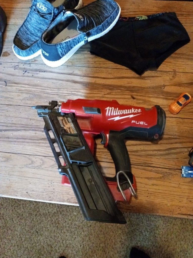 Milwaukee Framing Nailer