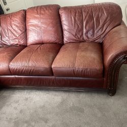 Leather sofa 