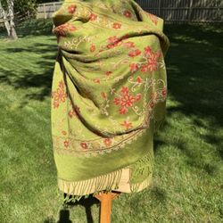 Green Floral Pashmina Shawl 