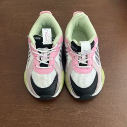 Puma Toddler Girl Running Shoe Size 6