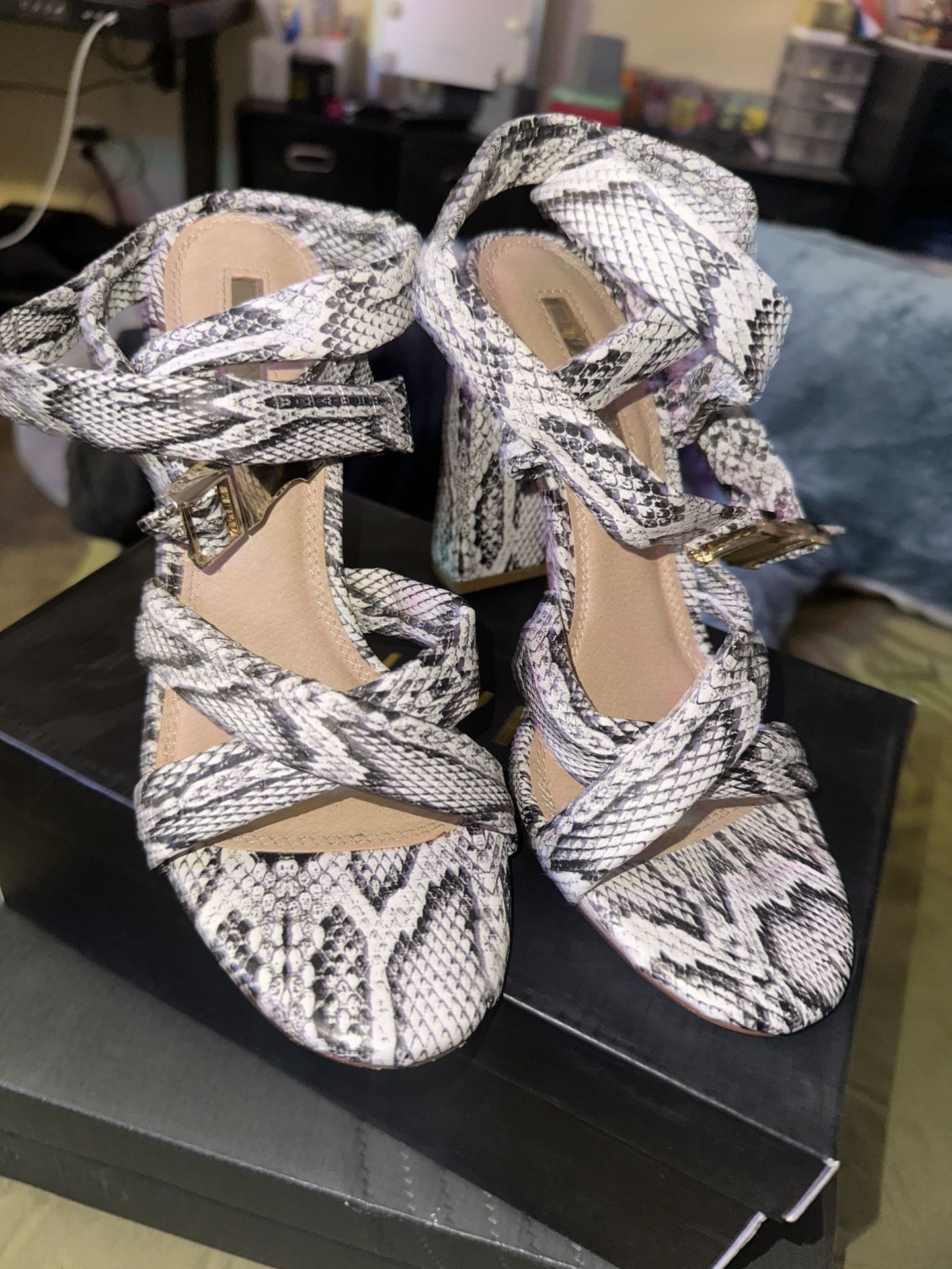 Snake Heels Size 7