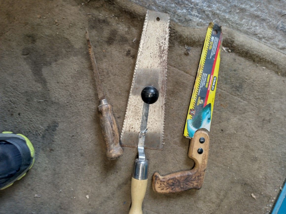3 Different Hand Saws
