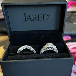 Wedding Ring Set  Thumbnail