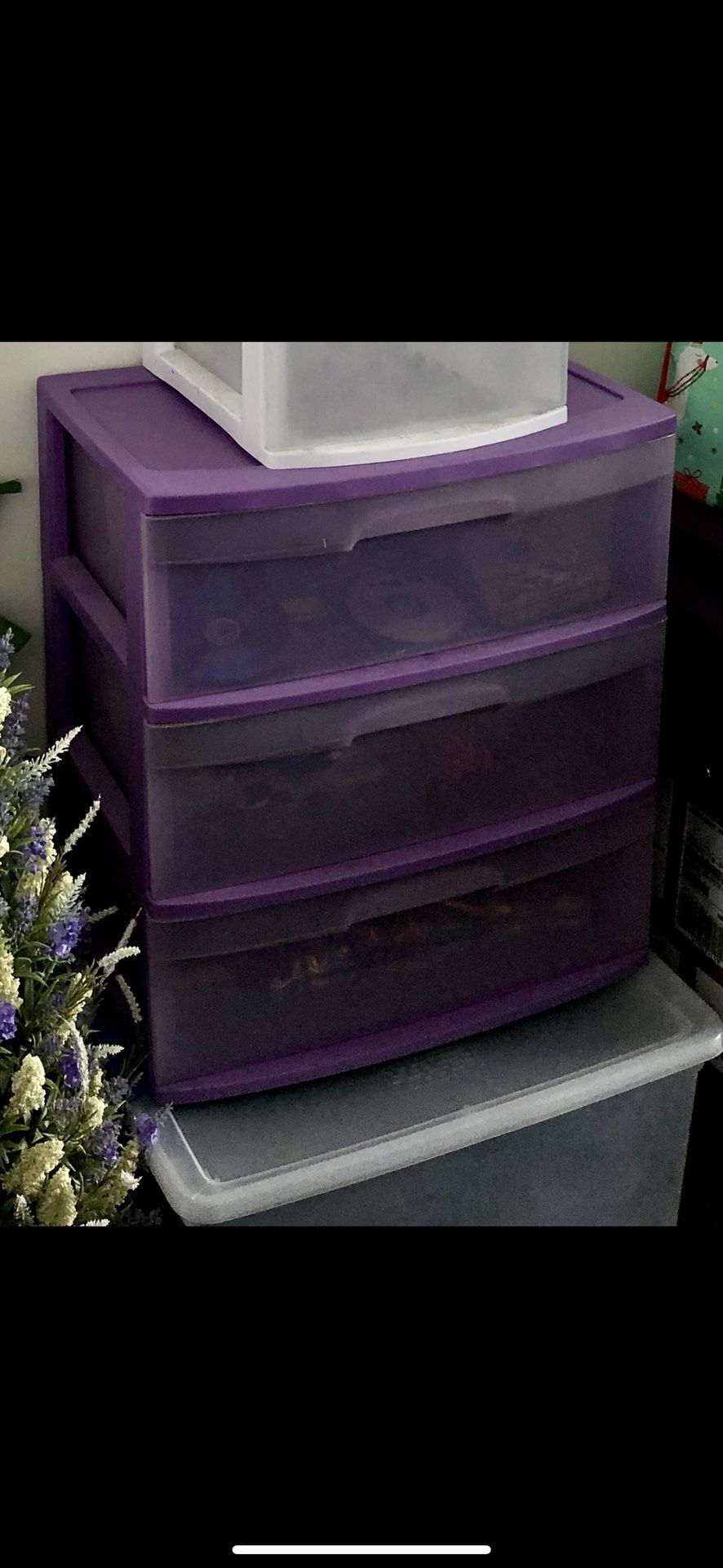 3 plastic drawer in purple