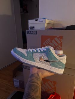 April Nike SB Dunk Low