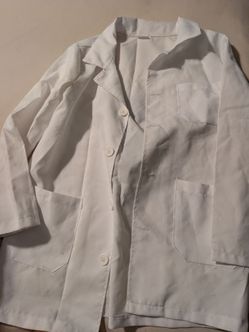S127) Large child white lab coat with one black glove and clear glasses. Halloween costume