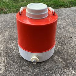 Old Ingrid Cooler 