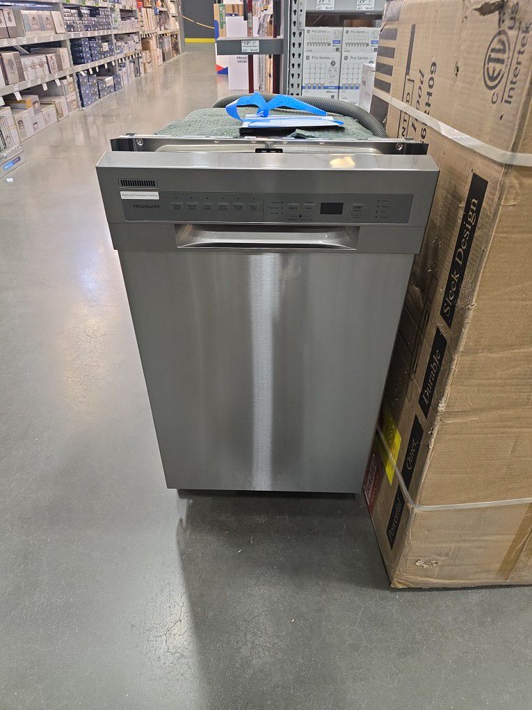 FRIGIDAIRE FFBD1831US Dishwasher, 18 inches, Stainless Steel