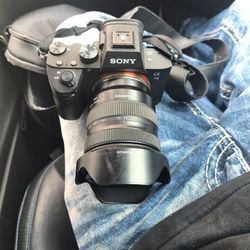 Sony Camera Ox 7  $1000