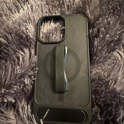 Apple iPhone 14 Pro Max Case With Kickstand And Gripper