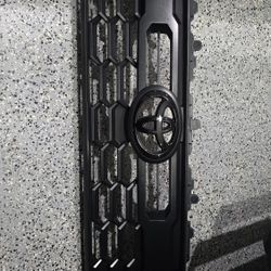 2025 Tacoma Front Grille 