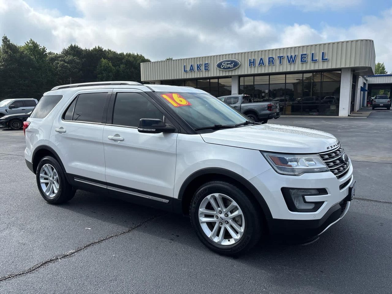 2016 Ford Explorer