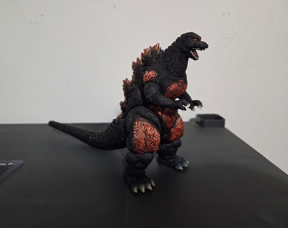 Burning Godzilla 1995 Bandai Figure / Toy