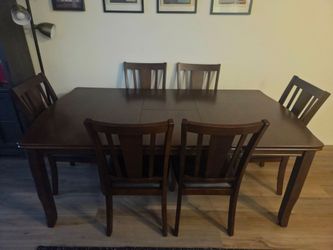 Walnut, Collapsable Dinning Table