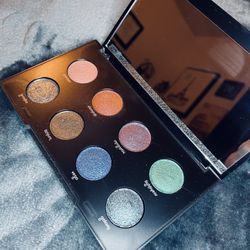 Urban Decay Moondust Eye Shadow Palette