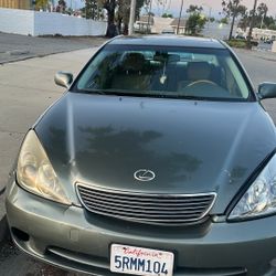 2006 lexus es 330 part out.