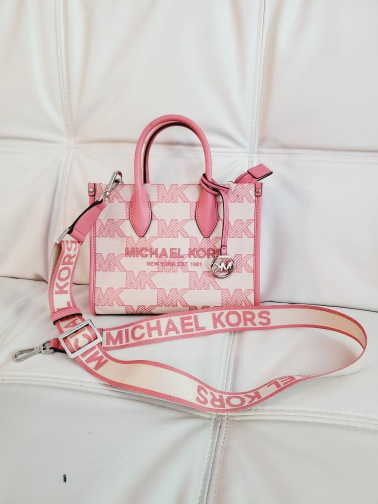 Michael KORS mirella Small Tote for Sale in Lynnwood, WA - OfferUp