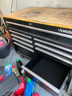 Husky tool storage workbench
