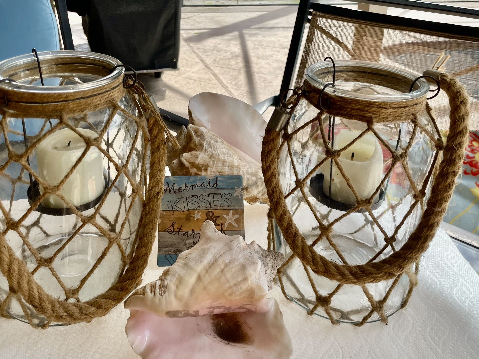 Set Of 2 Large Rope Lanterns,Candles Holders Removable so could add decor or other candles or rocks shells inside  Pick up wellington l  Lanter