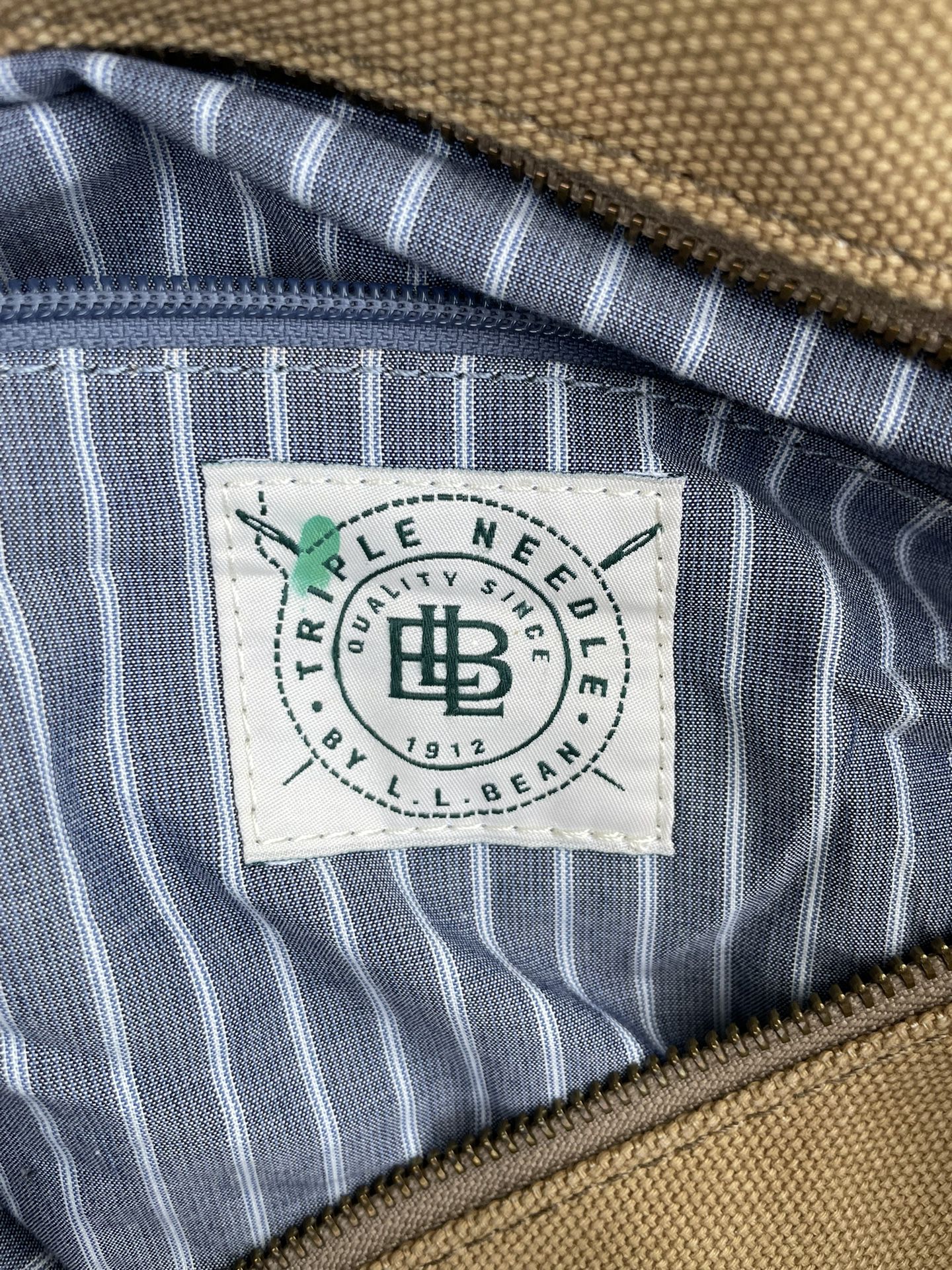 LL Bean - Vintage Tote Bags And Carry On 