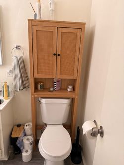 Bathroom tower