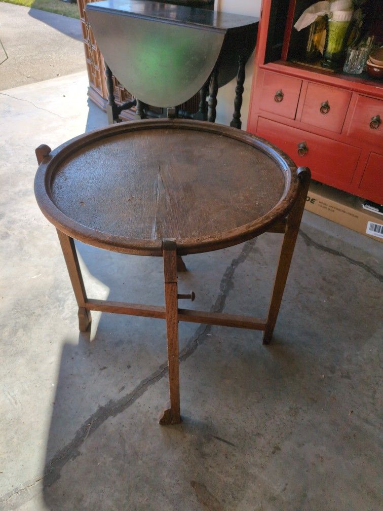 Vintage Rever Round Folding Table