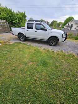 2003 Nissan crewcab pickup truck