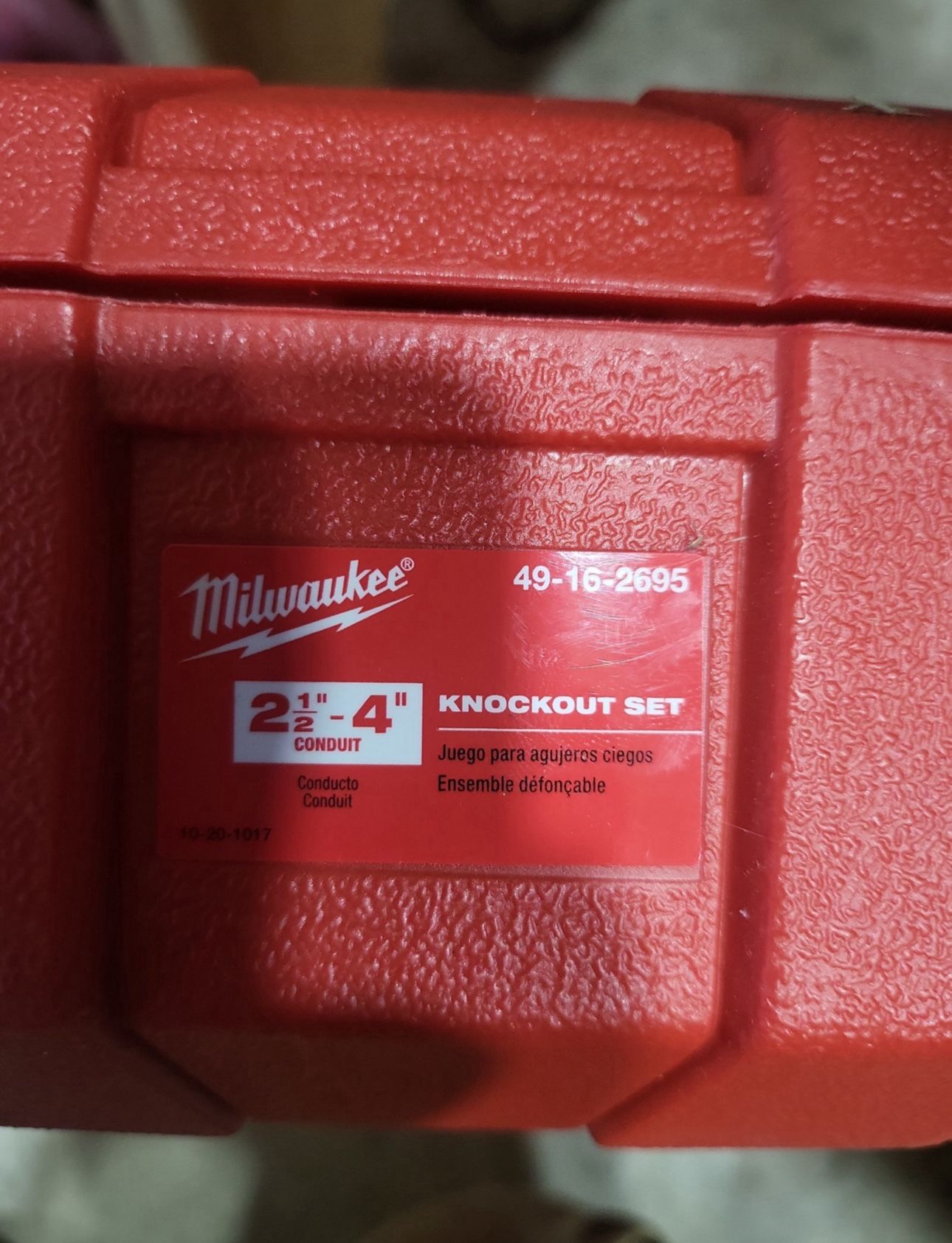 Milwaukee 49-16-2695 M18 Exact 2-1/2" to 4" Knockout Set