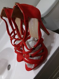 Shoedazzle high hills