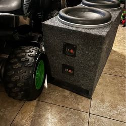 2 12” JL audio w7 subwoofers with ported box